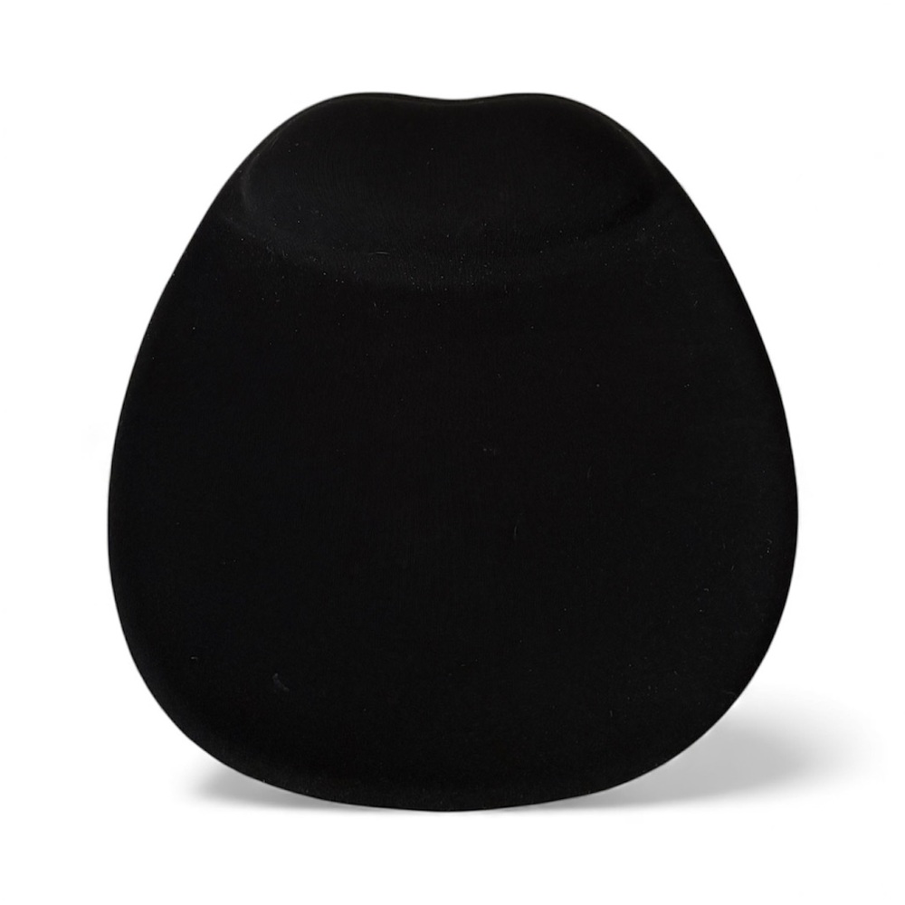 Insignia Ergonomic Black Mouse Pad